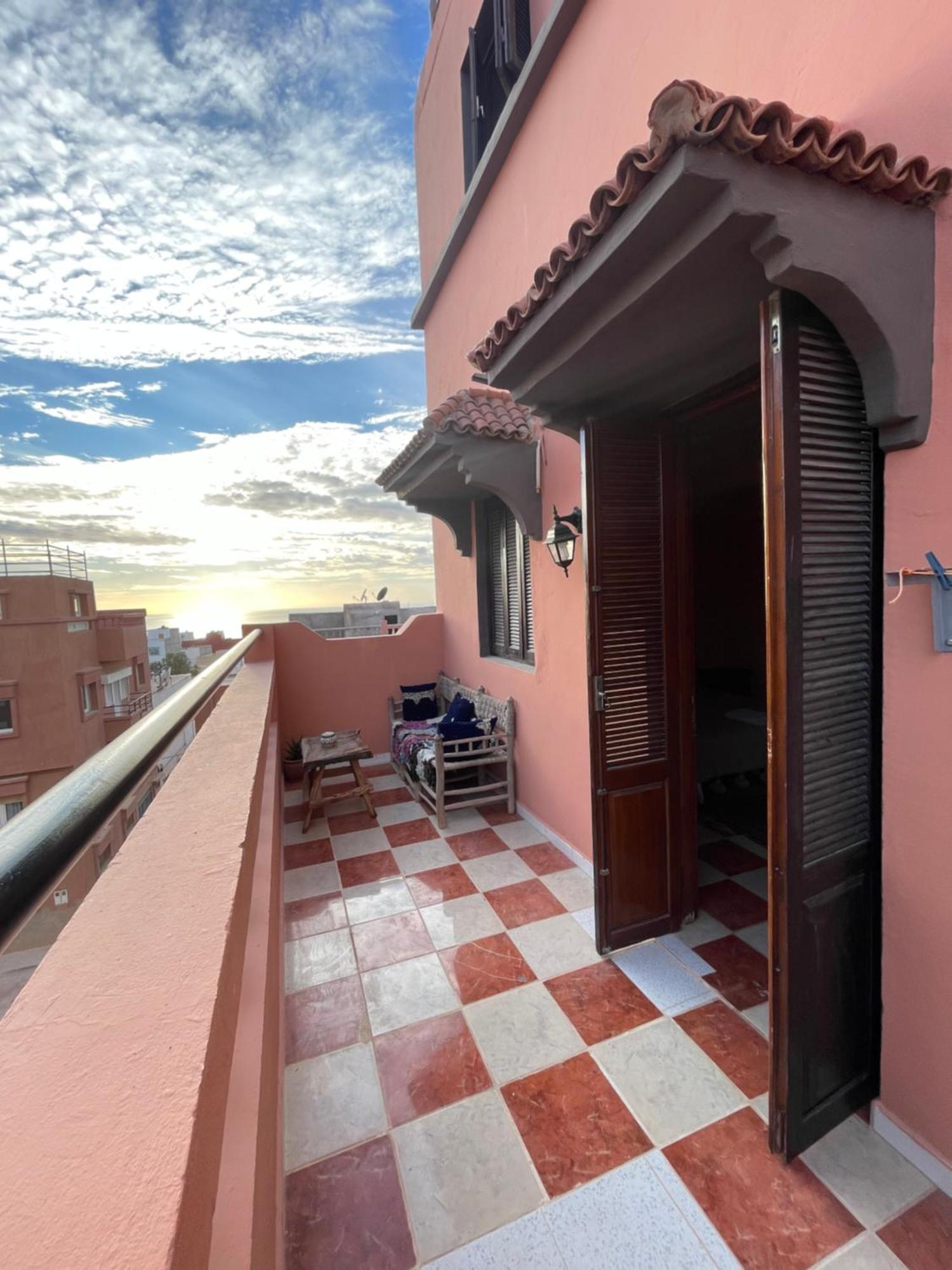 Berber Waves Surf House Hostel Tamraght Exterior photo